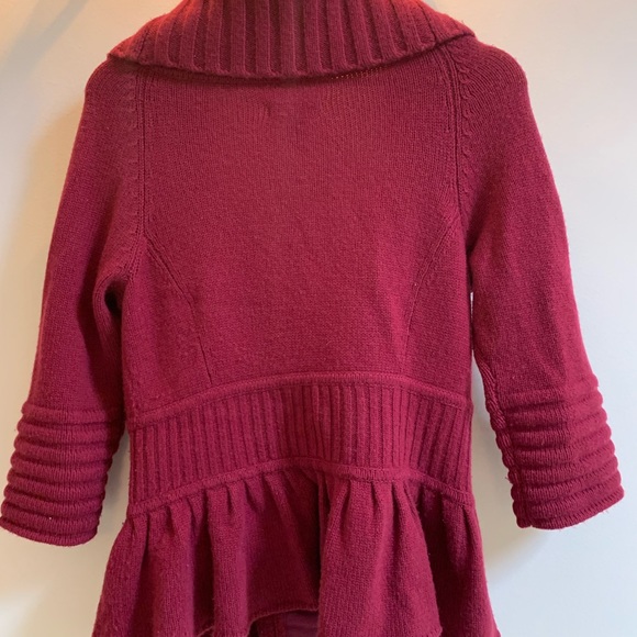 Gorgeous soft cashmere cardigan. Catherine Malandrino size M, berry red. - Picture 2 of 4